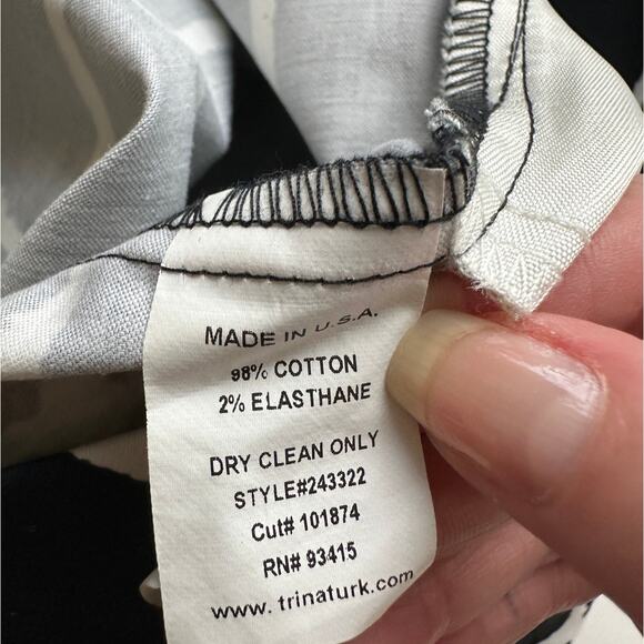 Trina Turk Black & White Check Front Zip Pocket Mini Skirt 4 - Picture 9 of 12